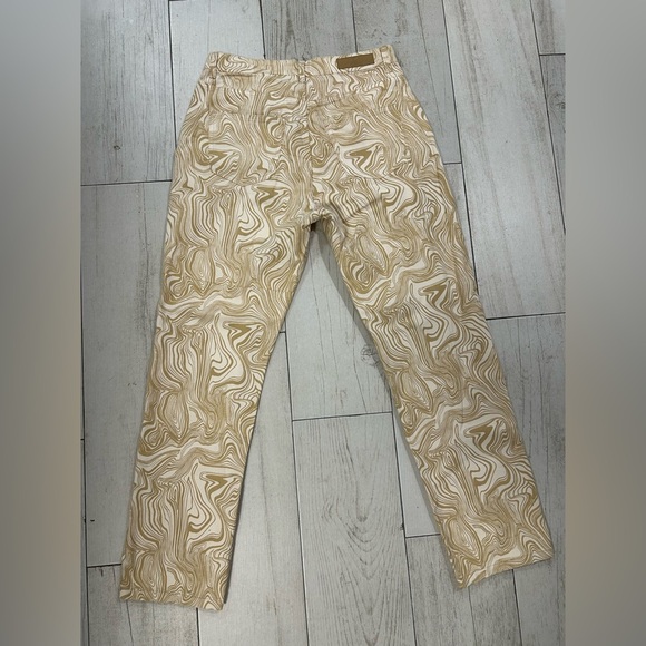 Swirl Patterned Tan Pants - Picture 3 of 3